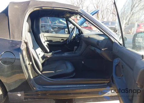 1998 BMW Z3 1.9 z USA, uszkodzony, nr VIN 4USCH7330WLD16457